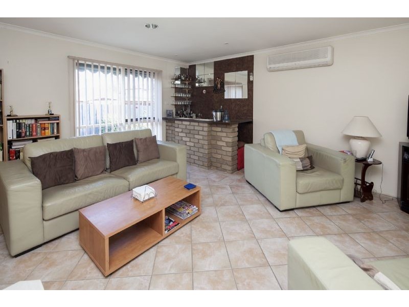 35 Frognal Drive, Noble Park North VIC 3174