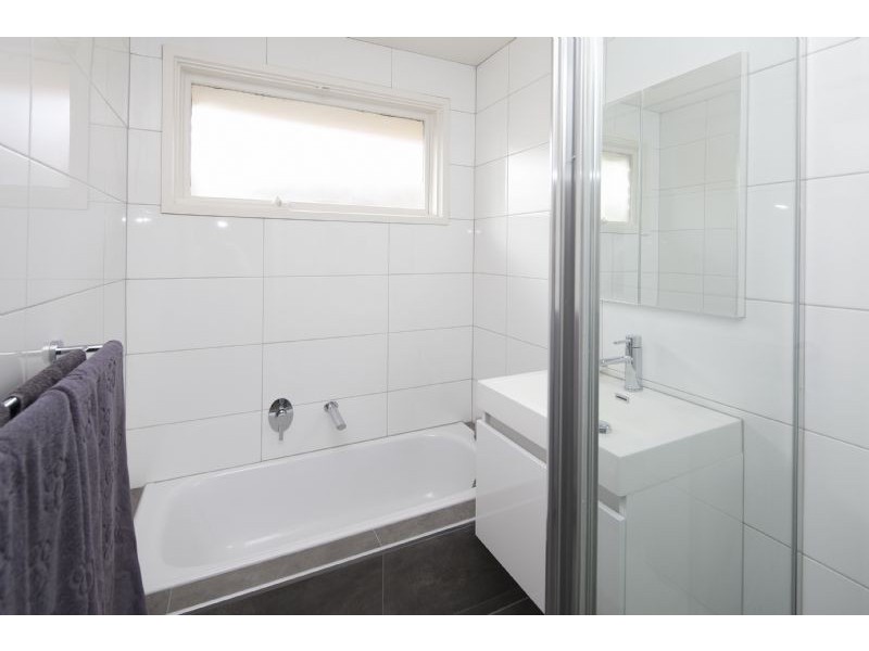 35 Frognal Drive, Noble Park North VIC 3174