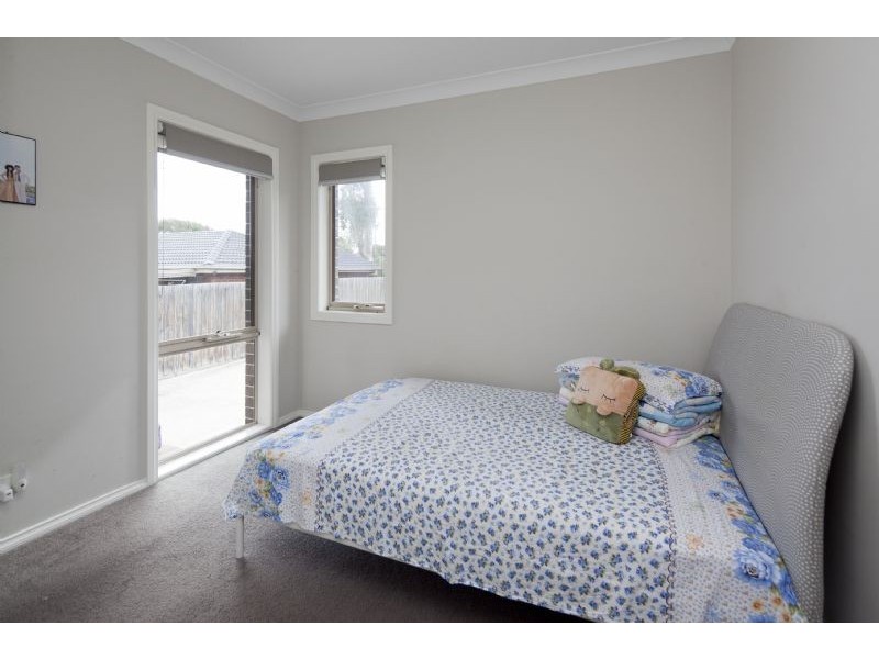 43a Robert Molyneux Avenue, Endeavour Hills VIC 3802