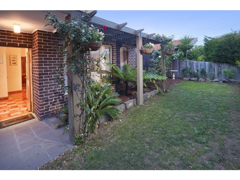 8/23 Macpherson Street, Dandenong VIC 3175