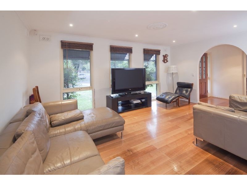 5 Cressonierre Court, Hallam VIC 3803