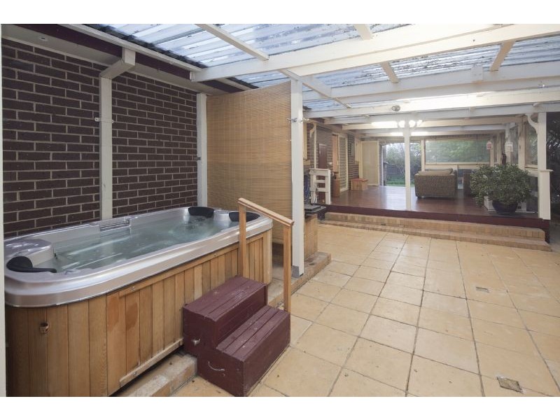 5 Cressonierre Court, Hallam VIC 3803