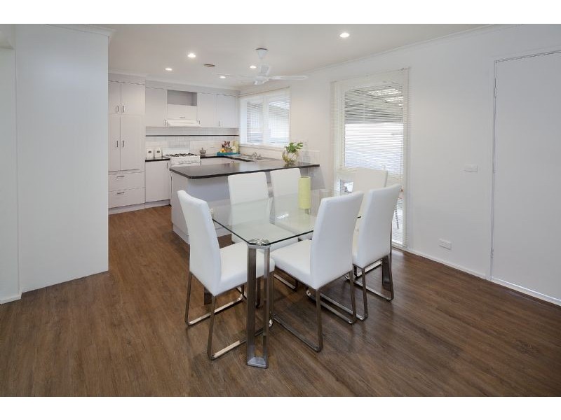 1 & 2/26 Doveton Avenue, Eumemmerring VIC 3177