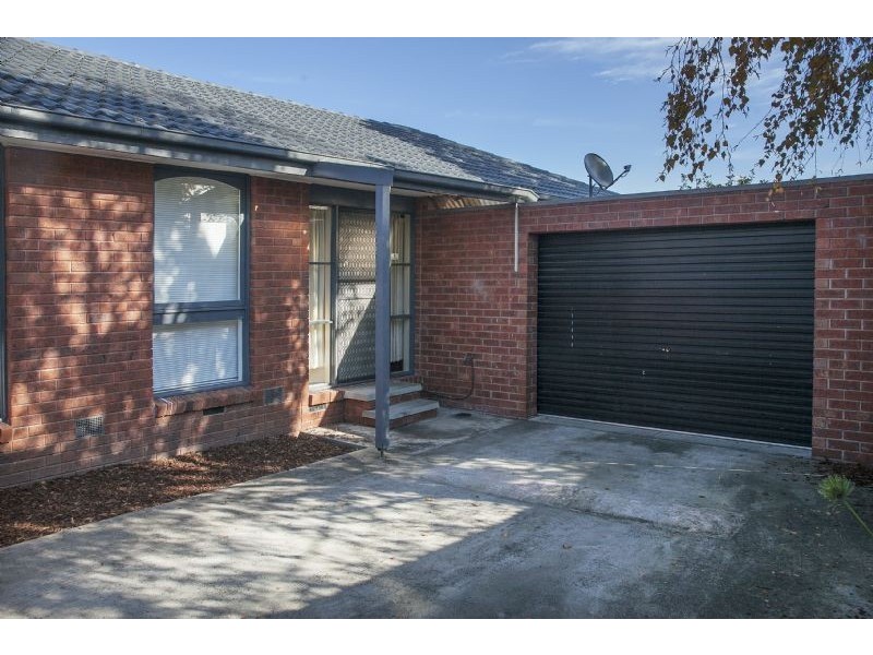 1 & 2/26 Doveton Avenue, Eumemmerring VIC 3177