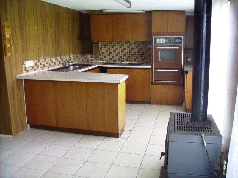 11 Vanina Street, Hepburn Springs VIC 3461