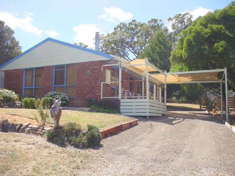 15 Perrins, Daylesford VIC 3460