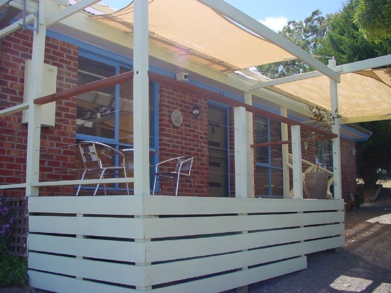 15 Perrins, Daylesford VIC 3460