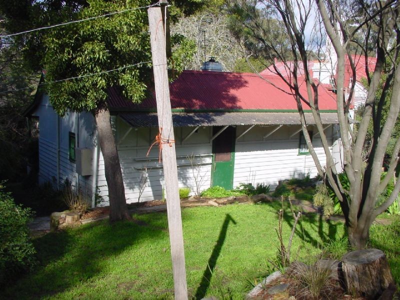 1 Tenth, Daylesford VIC 3460