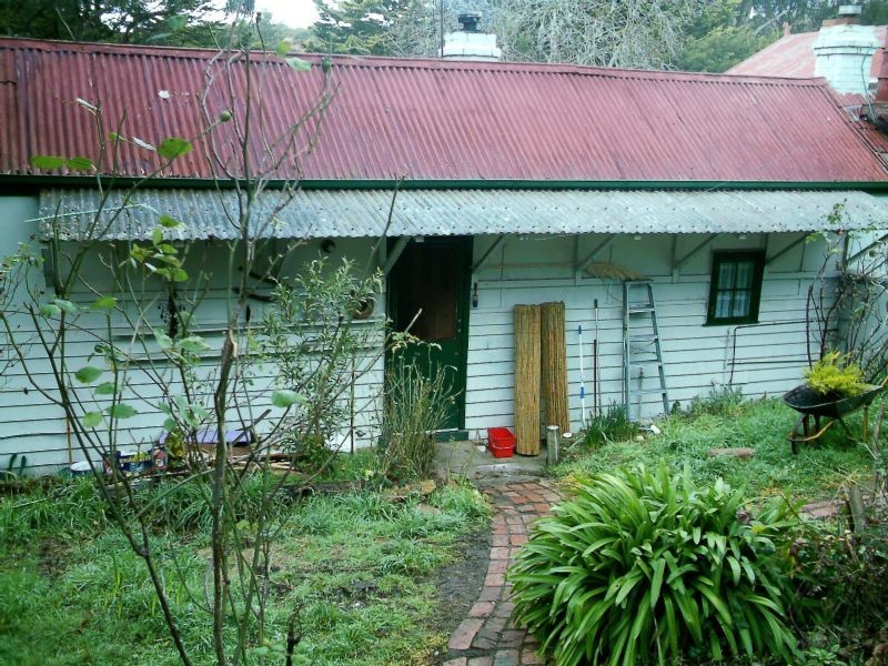 1 Tenth, Daylesford VIC 3460