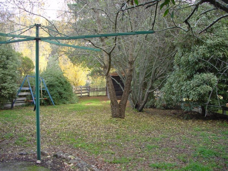 90 Jubilee Lake, Daylesford VIC 3460