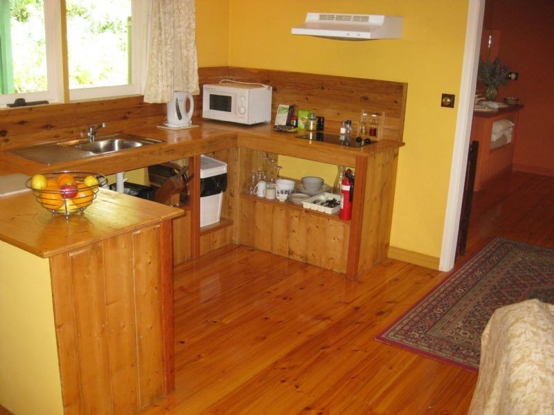 4 Fourth St, Daylesford VIC 3460