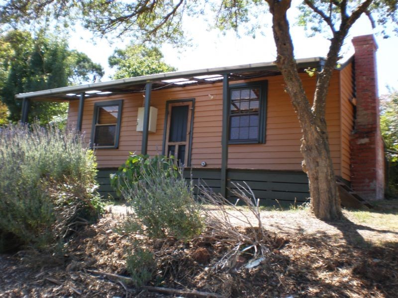 2 Argus Rd, Daylesford VIC 3460