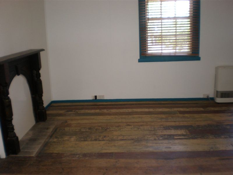 2 Argus Rd, Daylesford VIC 3460