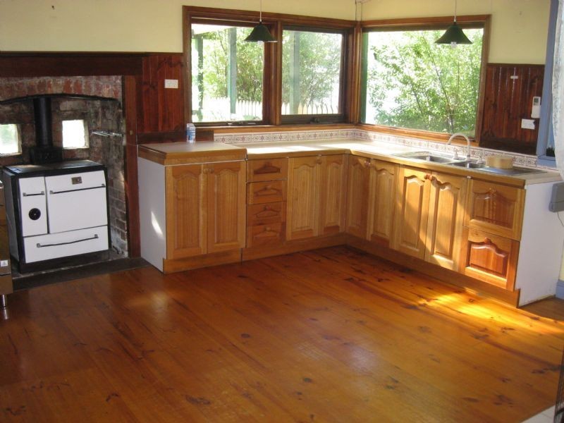 79 West St, Daylesford VIC 3460