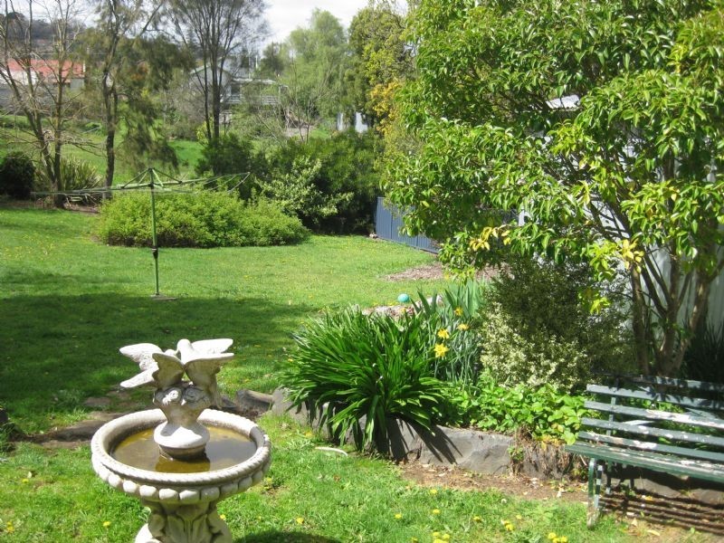 79 West, Daylesford VIC 3460