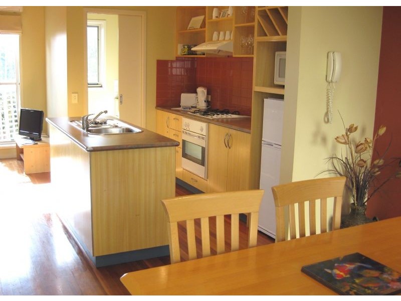 5/11 Camp, Daylesford VIC 3460