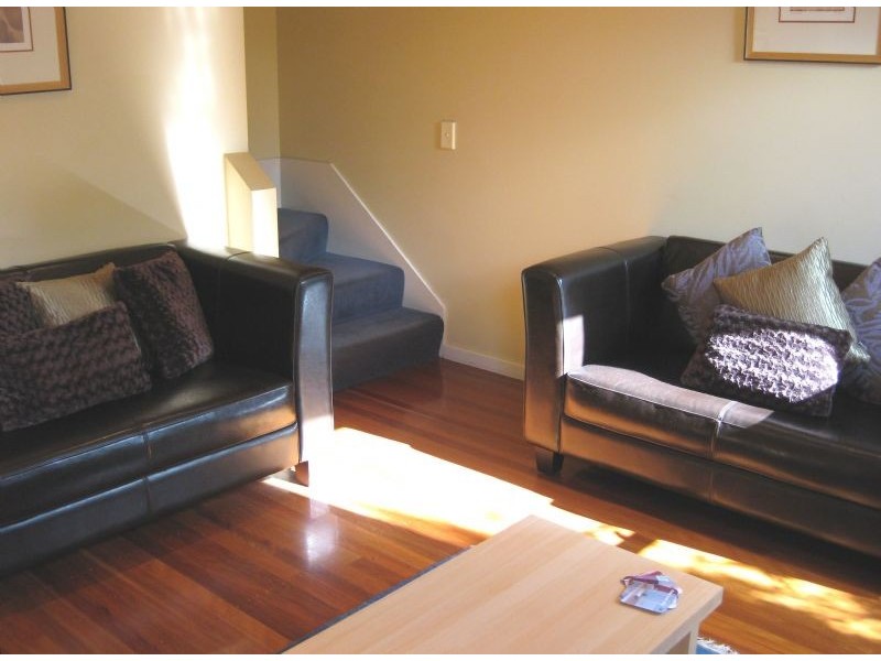 5/11 Camp, Daylesford VIC 3460