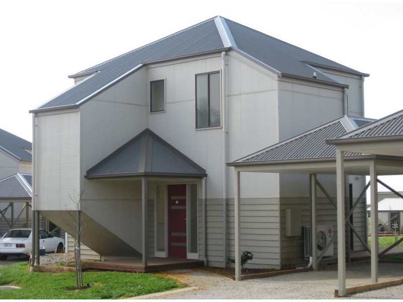 17/34 Smith, Daylesford VIC 3460