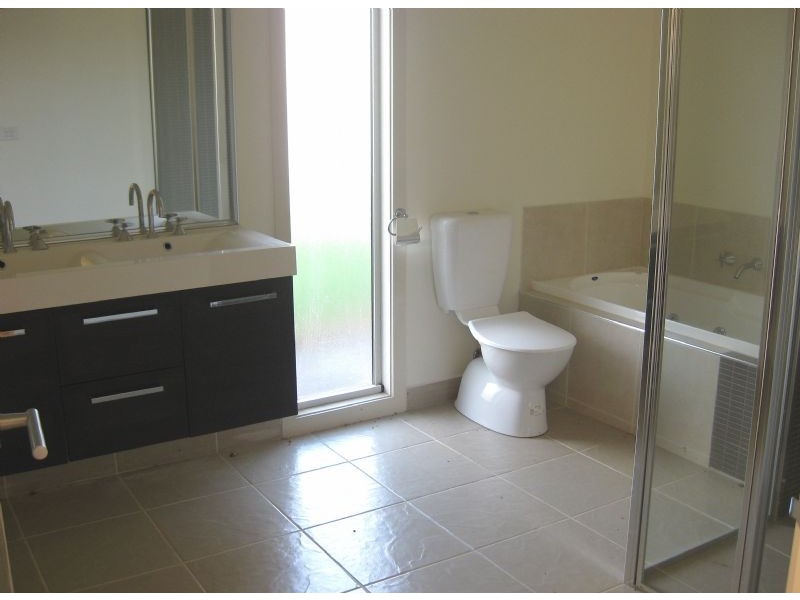 1/34 Smith, Daylesford VIC 3460