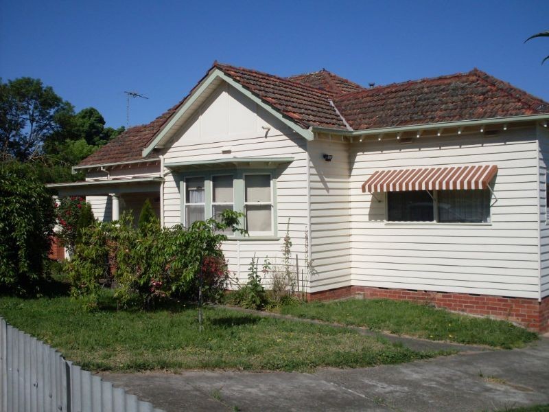 53 Raglan, Daylesford VIC 3460