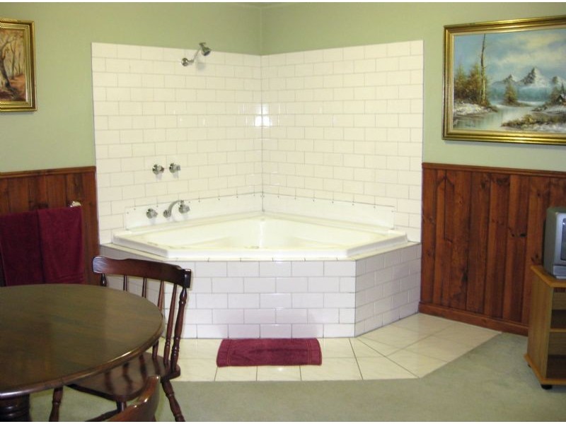 3/2731 Ballan, Daylesford VIC 3460