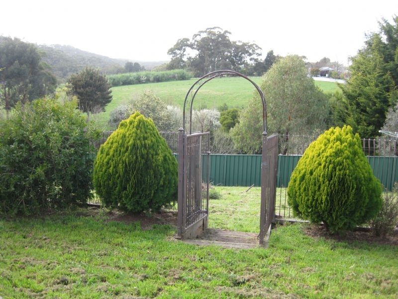 169 Main, Daylesford VIC 3460