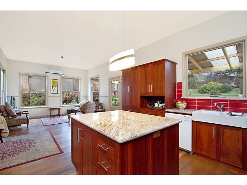 17 DUKE, Daylesford VIC 3460