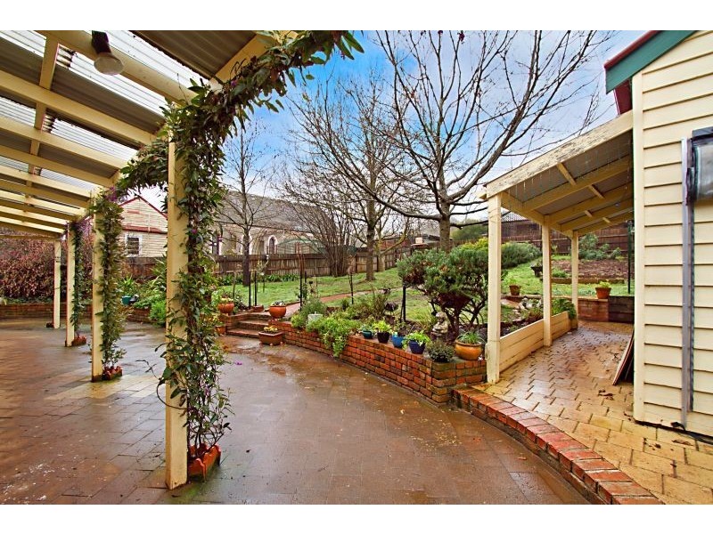 17 DUKE, Daylesford VIC 3460