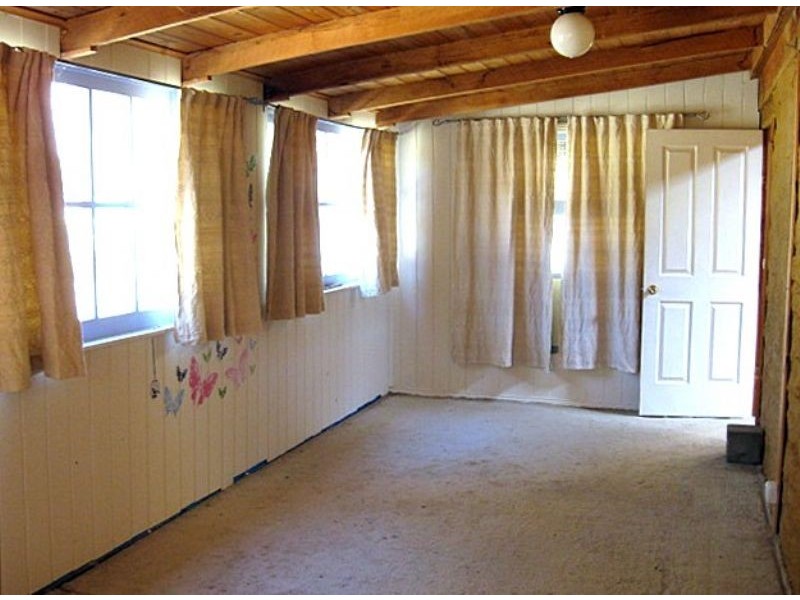 135 Griffiths Lane   Wheatsheaf, Daylesford VIC 3460