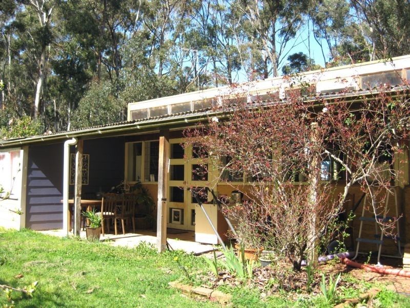 135 Griffiths Lane   Wheatsheaf, Daylesford VIC 3460