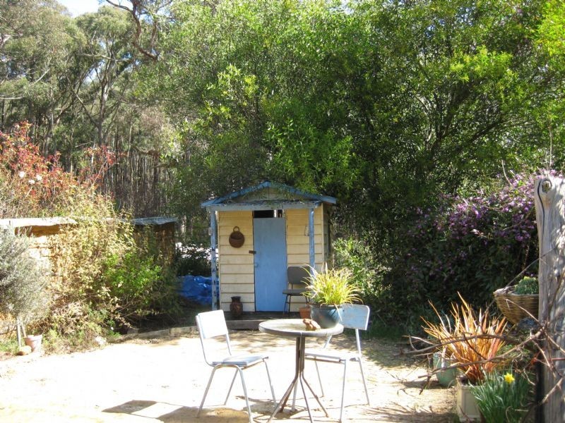 135 Griffiths Lane   Wheatsheaf, Daylesford VIC 3460