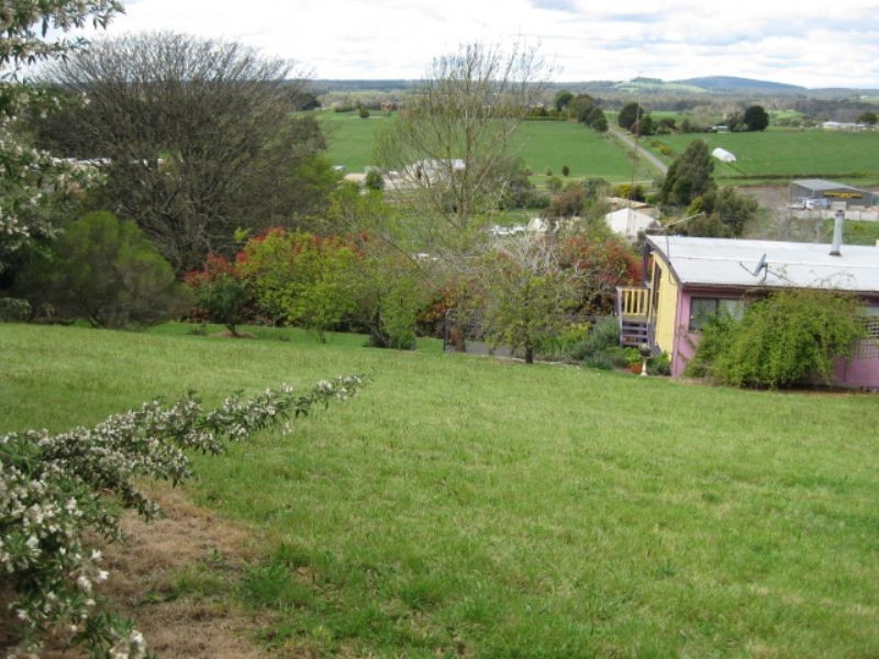 5 Central Springs, Daylesford VIC 3460