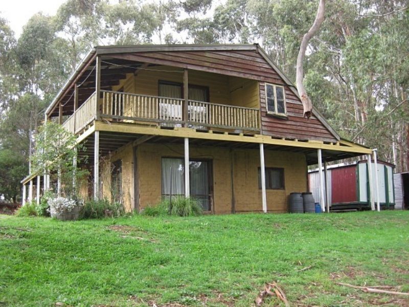 15 Gooch Crt, Wheatsheaf VIC 3461