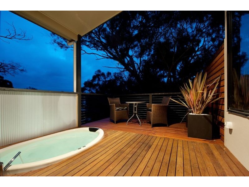 12 Twelfth Street, Hepburn Springs VIC 3461