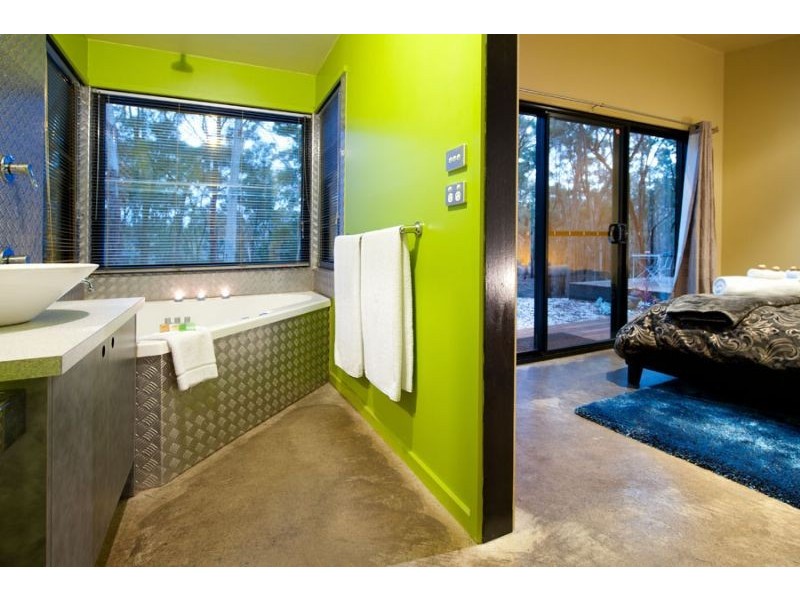 14 Connells Gully Road, Daylesford VIC 3460