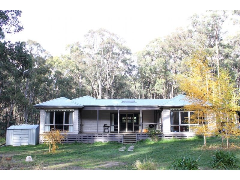 100 Kangaroo Drive, Coomoora VIC 3461