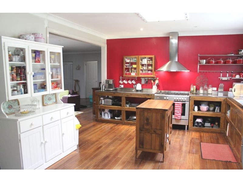 100 Kangaroo Drive, Coomoora VIC 3461