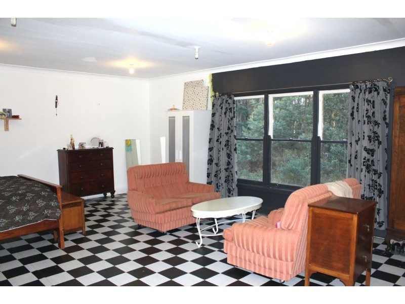 100 Kangaroo Drive, Coomoora VIC 3461