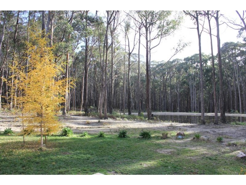 100 Kangaroo Drive, Coomoora VIC 3461