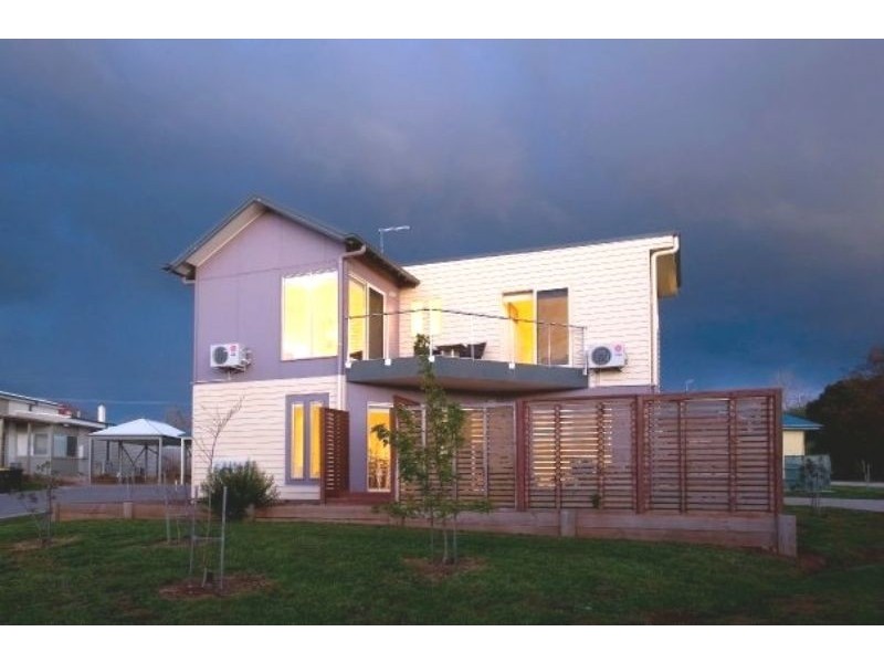 2/34 Smith, Daylesford VIC 3460