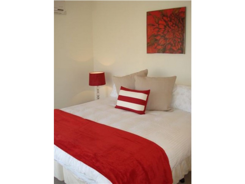 2/34 Smith, Daylesford VIC 3460