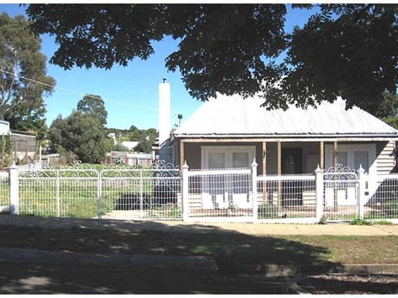 10 Vincent, Daylesford VIC 3460