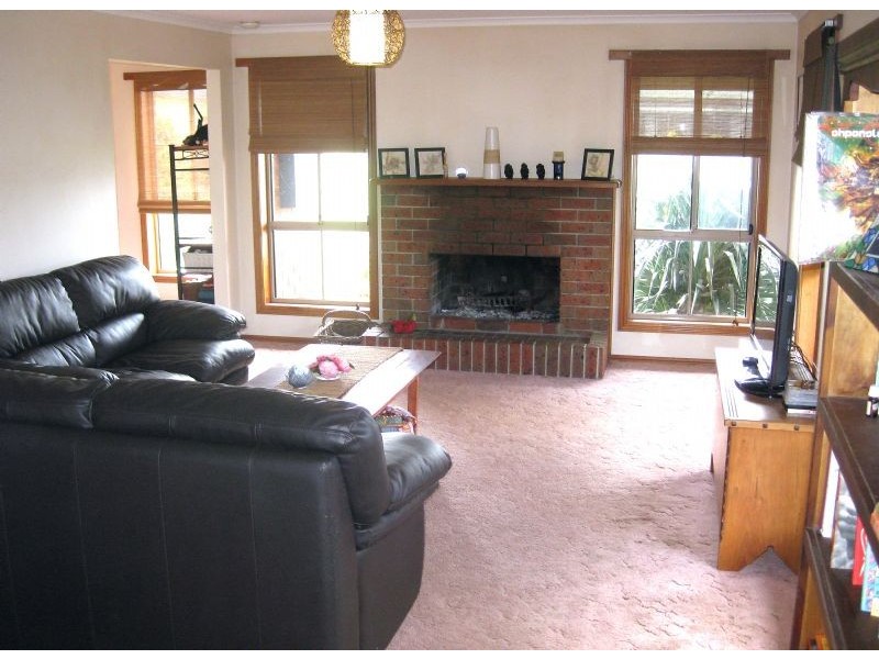 6 Grenville St, Daylesford VIC 3460