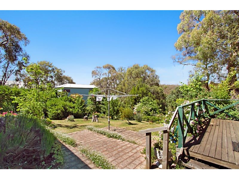 14 Borsa Cres, Hepburn Springs VIC 3461