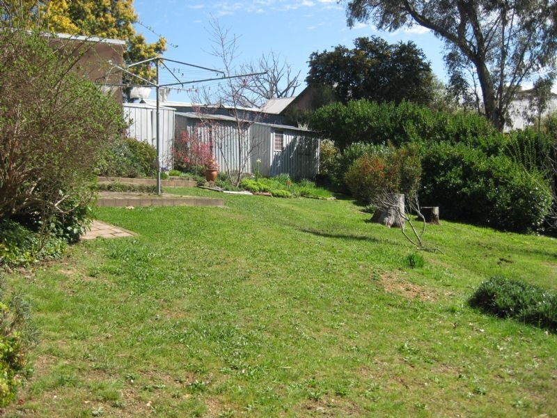 14 Borsa Cres, Hepburn Springs VIC 3461