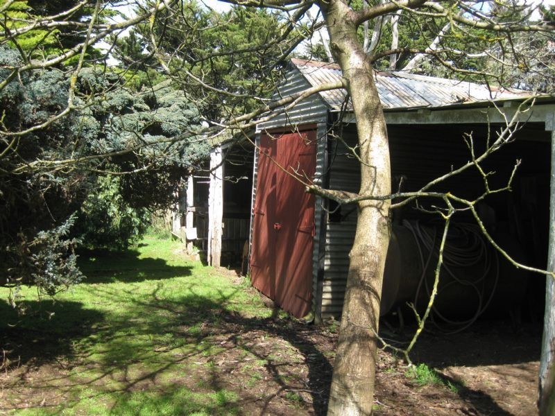 232 Forest Hill Rd, Newlyn VIC 3364