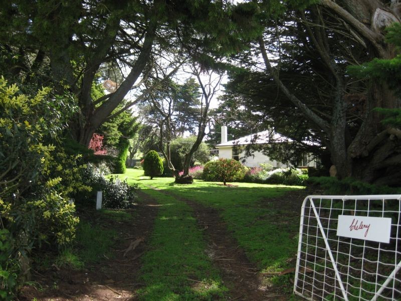 232 Forest Hill Rd, Newlyn VIC 3364