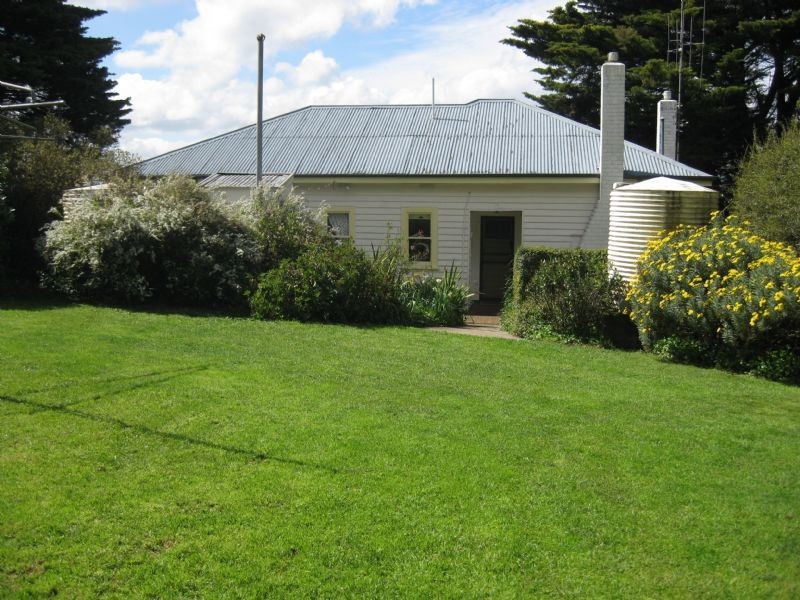 232 Forest Hill Rd, Newlyn VIC 3364