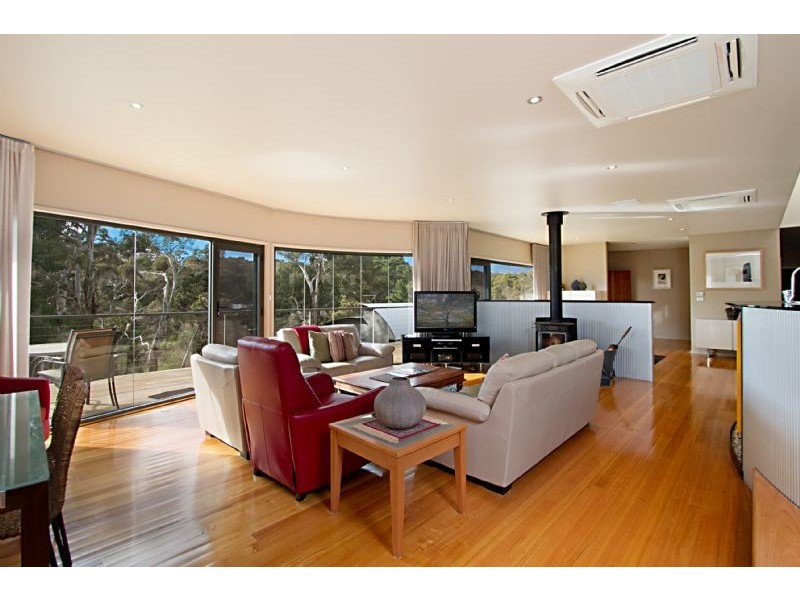 36a Lakeside Drive, Hepburn Springs VIC 3461