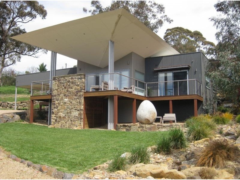 5 Fourth St Hepburn Springs, Daylesford VIC 3460